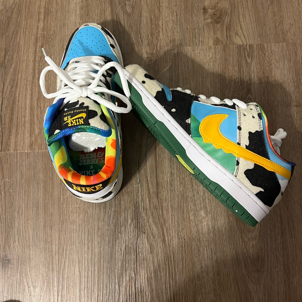 Nike SB Dunk Low Green and White Sneakers